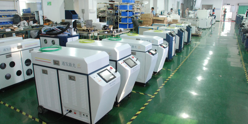 安博(中国)激光TFL-80PF<a href='/product/2.htm' class='text_a'>光纤<a href='http://www.siwangzhz.com' class='text_a'>激光焊接机</a></a>